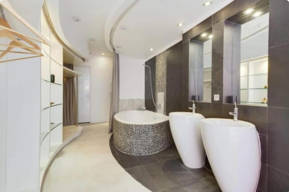 Magnifique Appartement Parisien - Marais Экстерьер фото